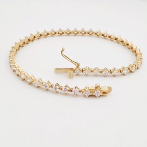 Cindaria bracelet