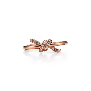 Le nudo ring